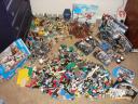 Lot-Of-Lego-Bricks
