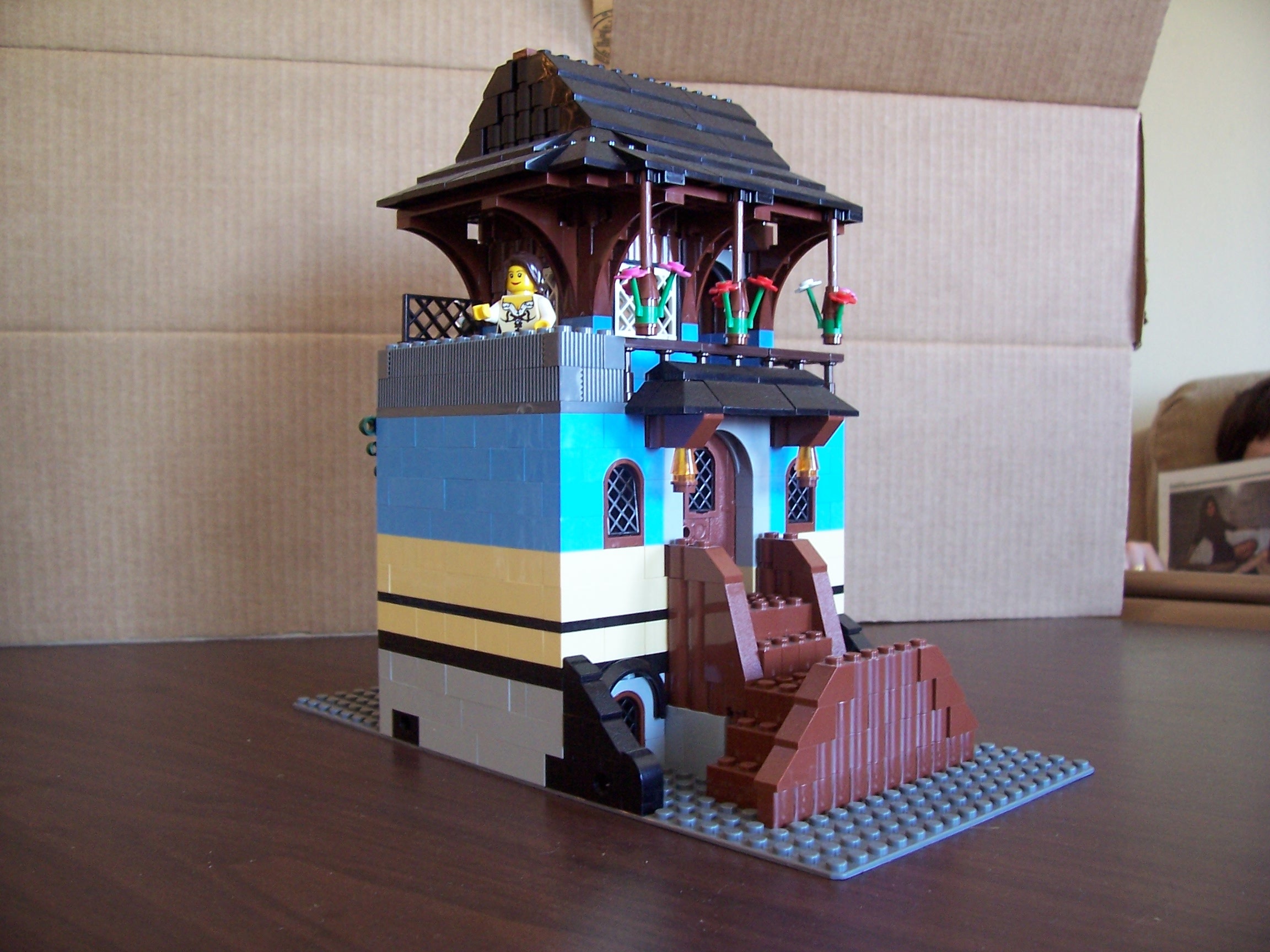 medieval_market_village_modular_house3.jpg