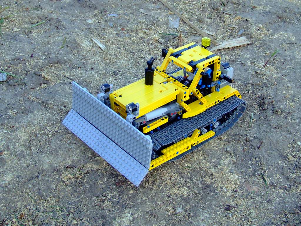 dozer_03.jpg