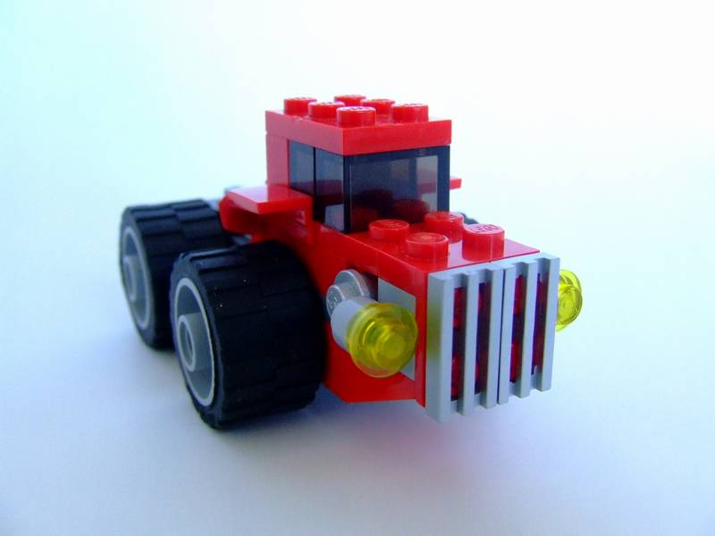 tractor_03.jpg