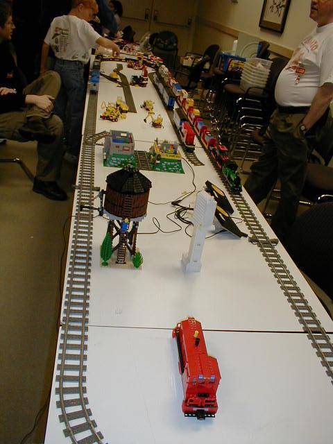 07trains01.jpg