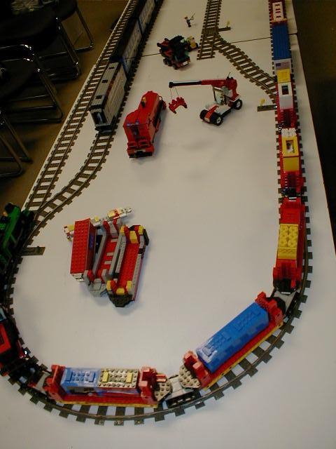 10trains04.jpg