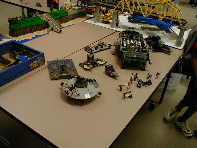 19display02.jpg
