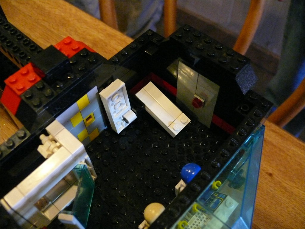 06_justins_big_cargo_ship_folding_bunks.jpg