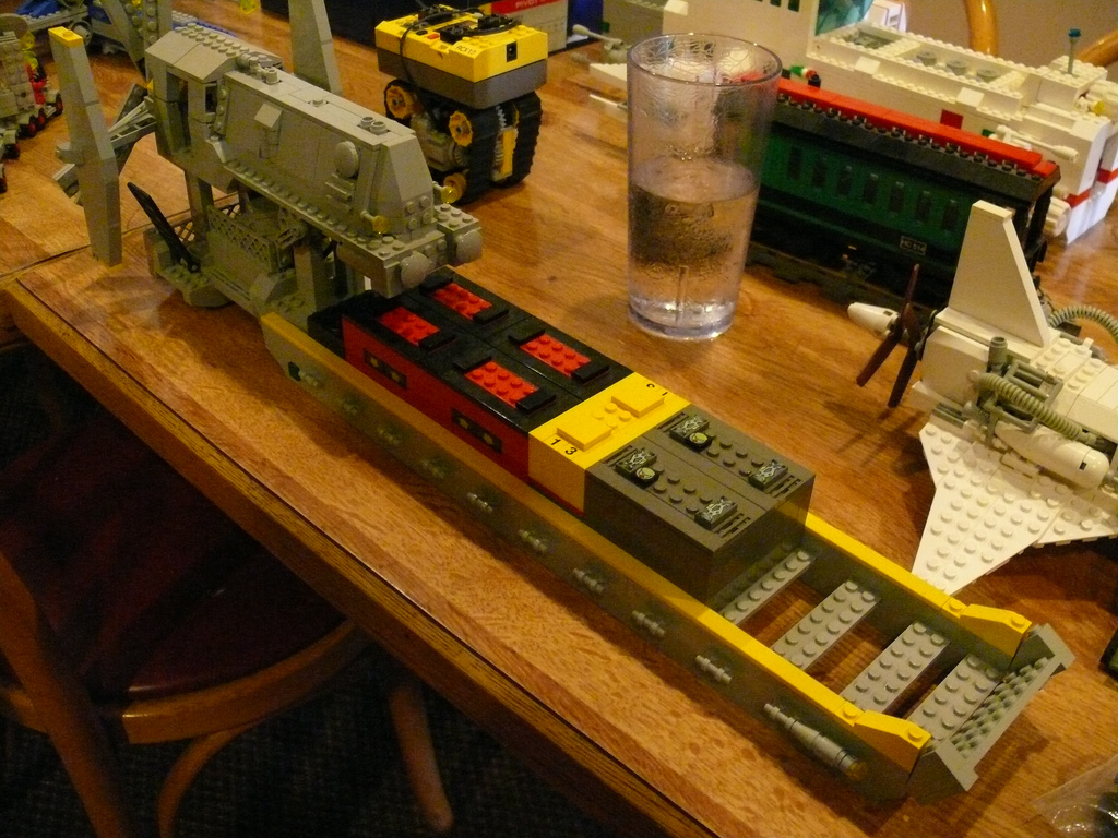 15_justins_steampunk_cargo_ship.jpg