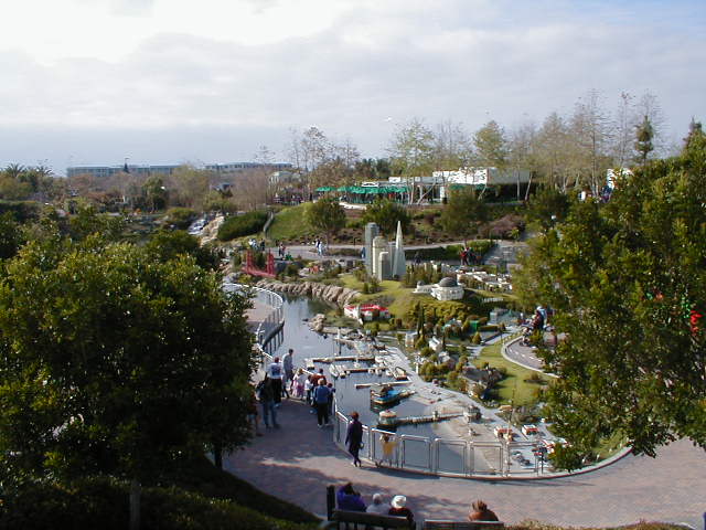 28p2150100.jpg