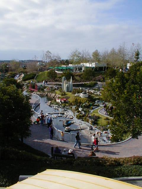 29p2150101.jpg