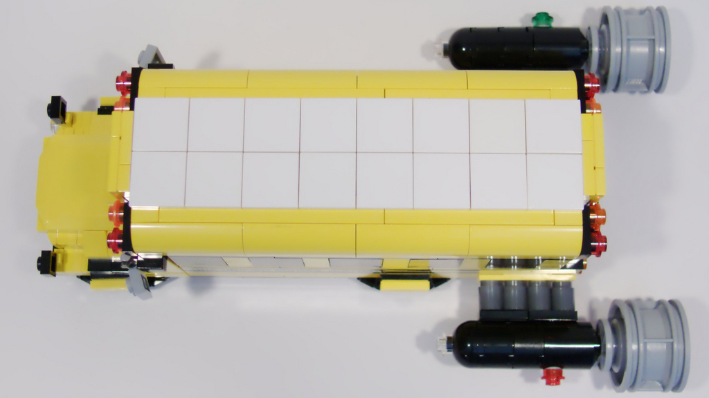 06_lunar_school_bus_top.jpg