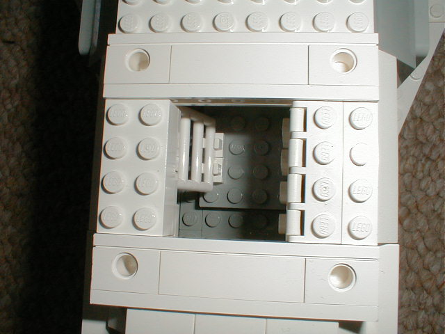 14shuttle-roof-hatch-open.jpg
