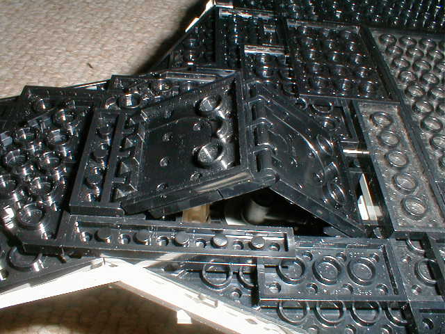 24shuttle-main-gear-folding-3.jpg