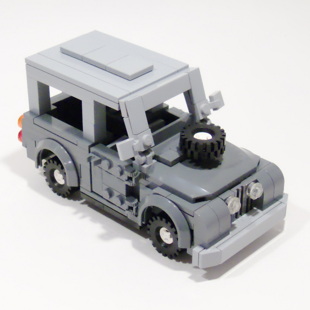 3_land_rover_top_right_front.jpg