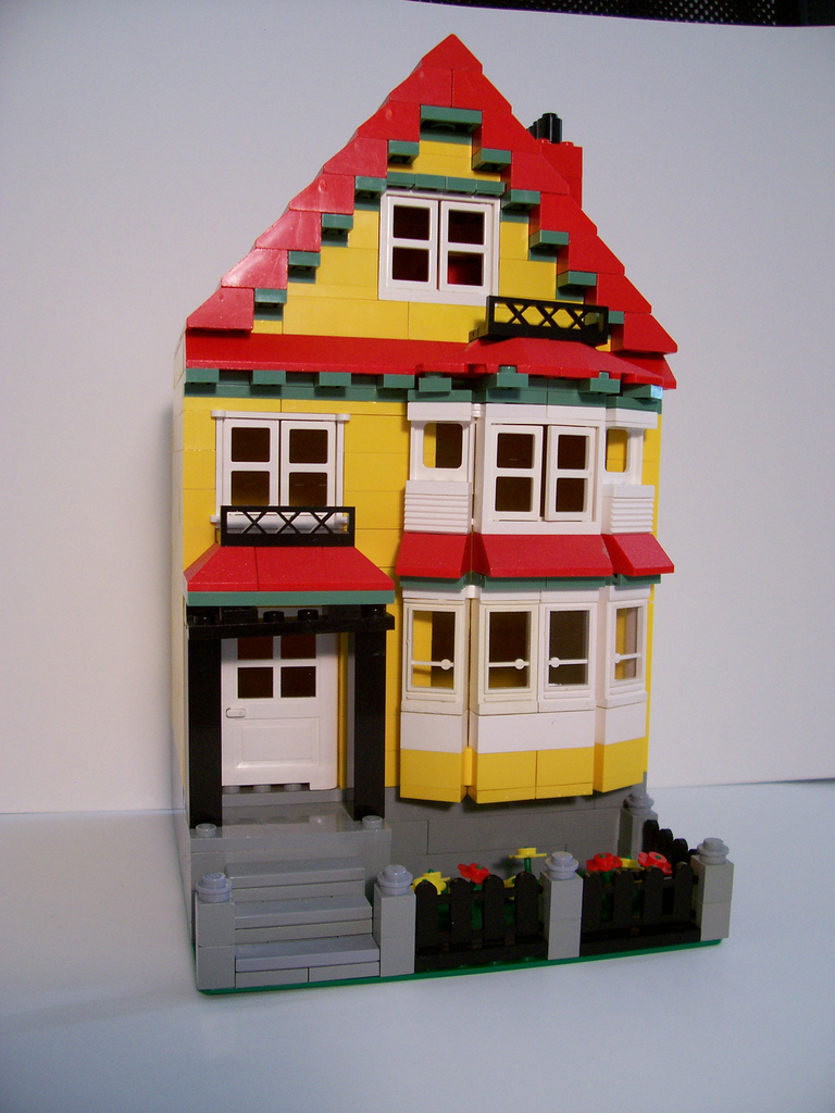 08_bay_window_house.jpg