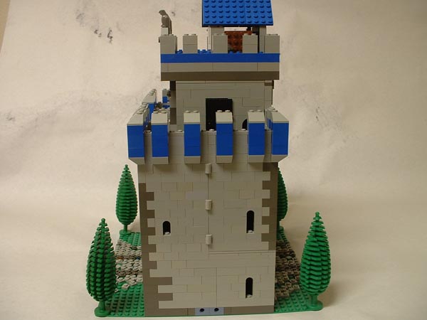 gatehouse_f.jpg