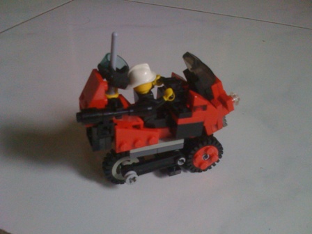 scdf_triple_wheel_bike_002.jpg