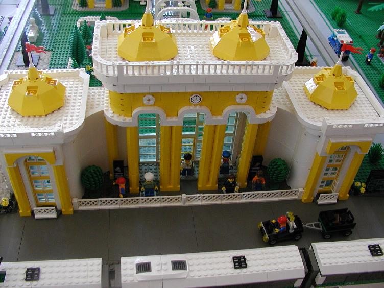 bricktopia_h.jpg