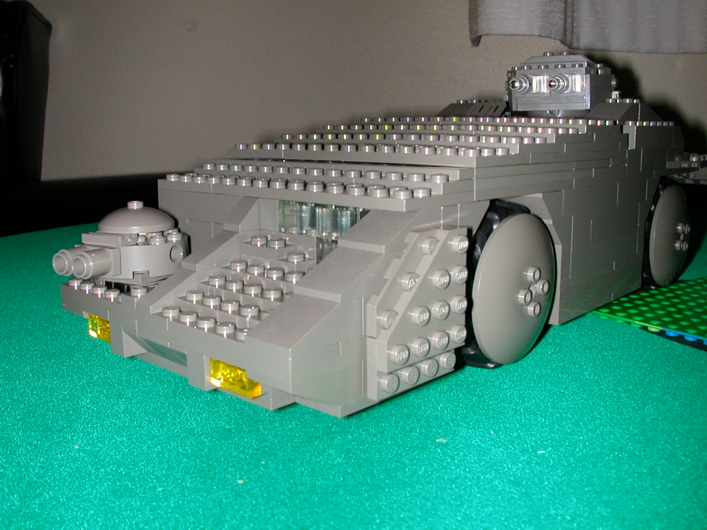 aliens-apc_5.jpg