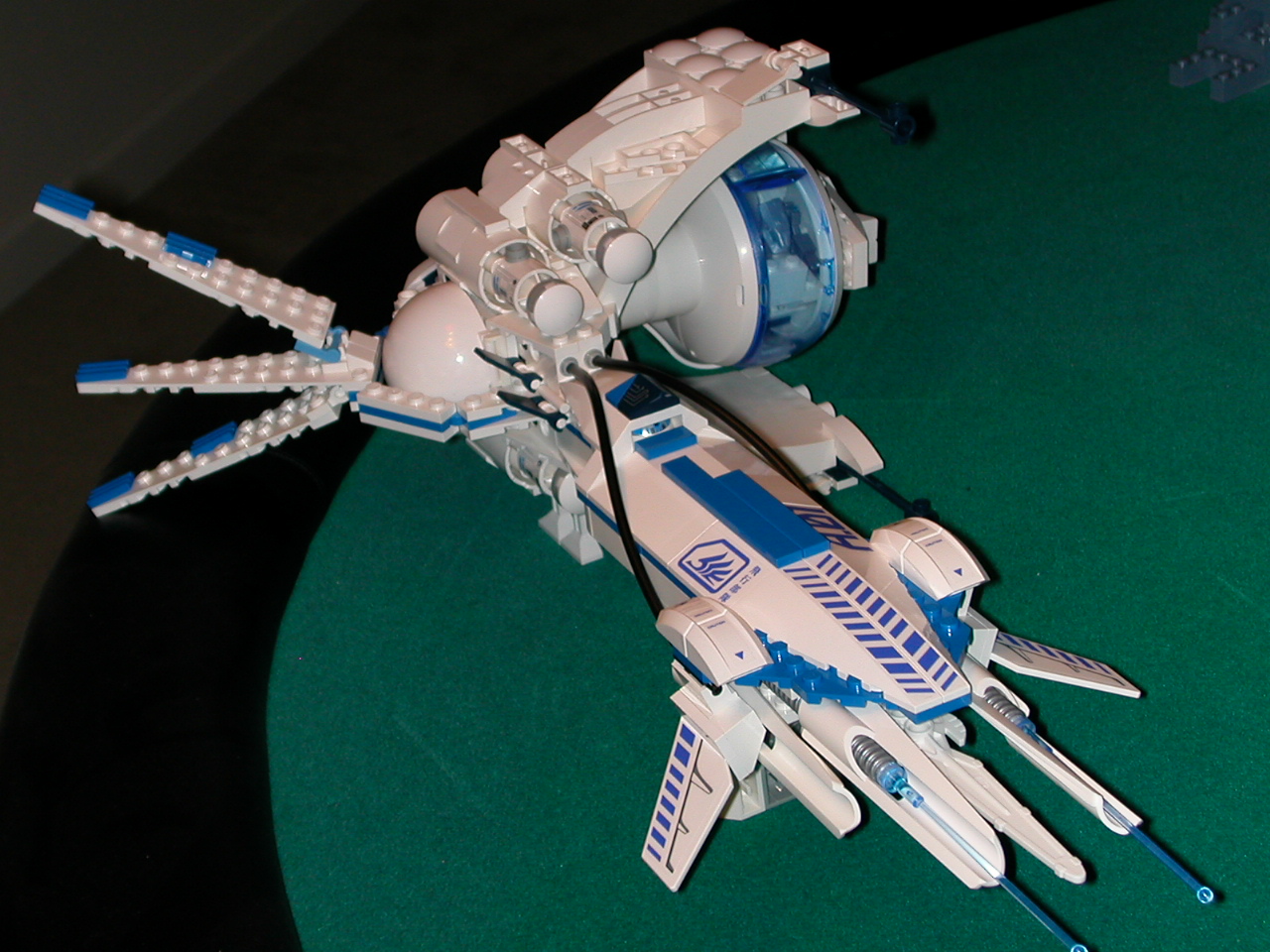 white_pod4.jpg