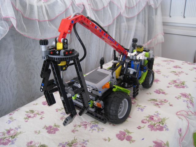 8049b.jpg