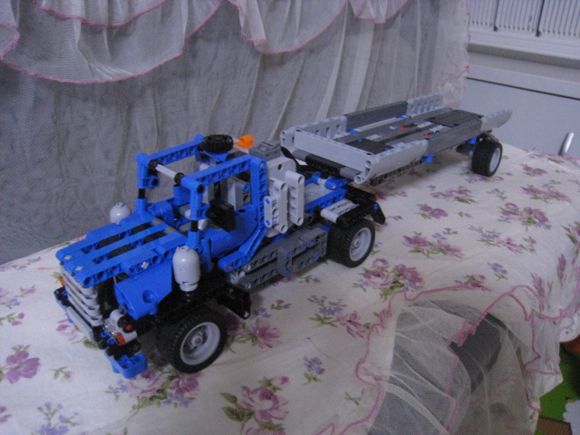 8052b.jpg