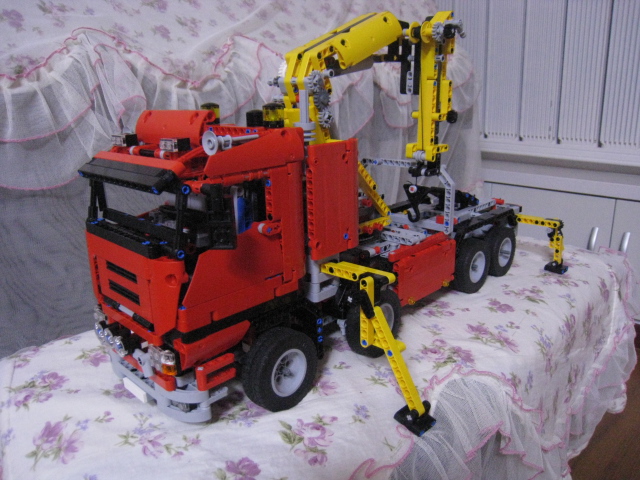 8258a.jpg