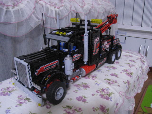 8285a.jpg