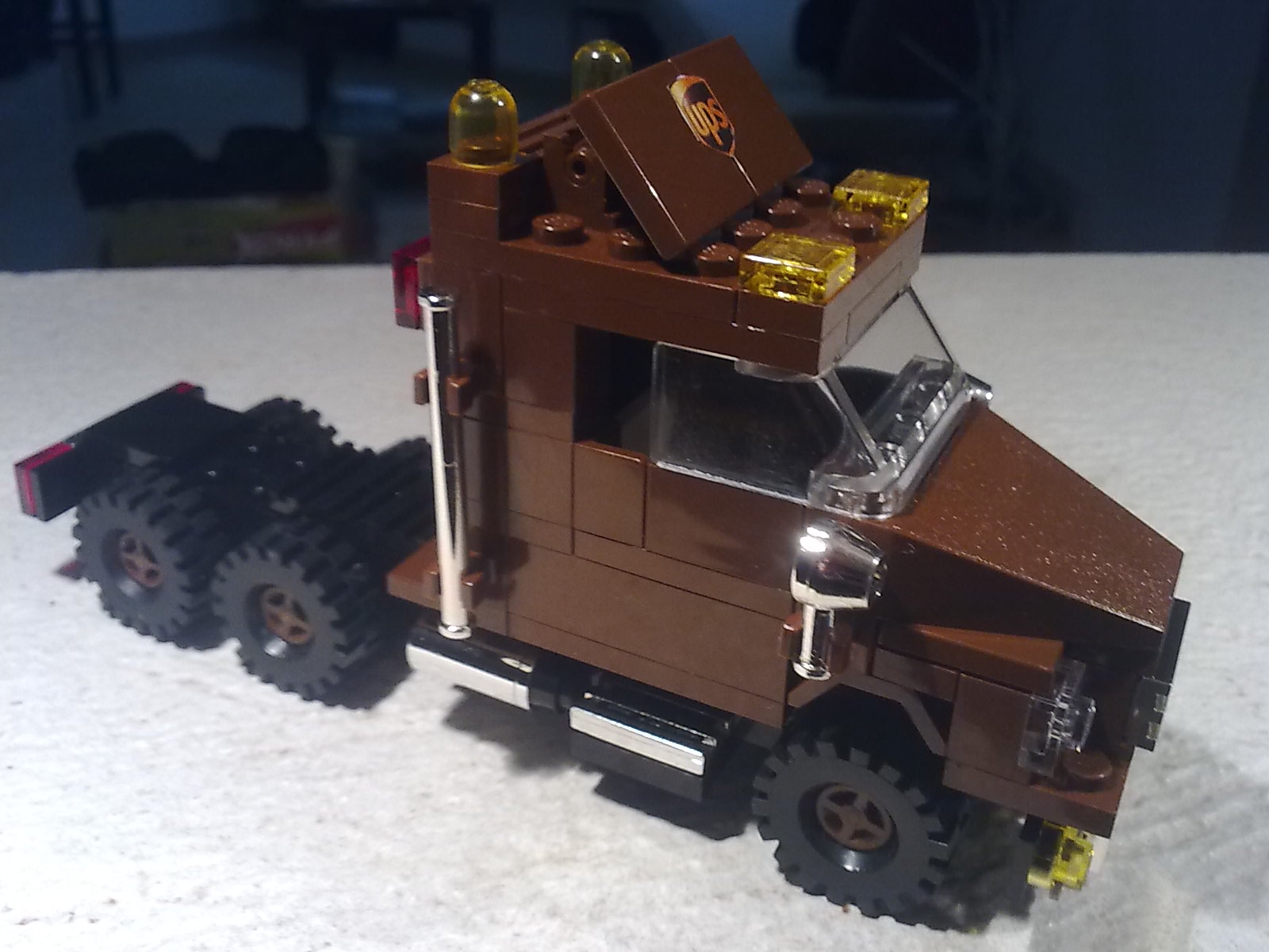 18c_moc_-_ups_truck.jpg