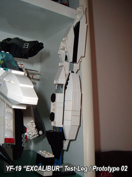 yf19_02a.jpg