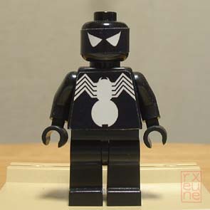 spiderman_ailien_costume.jpg