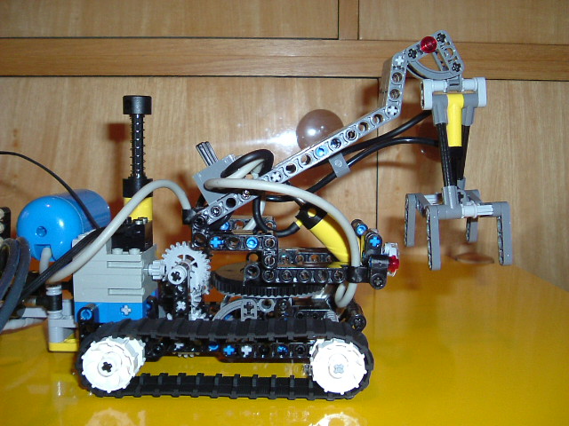 2006_0414image0005.jpg
