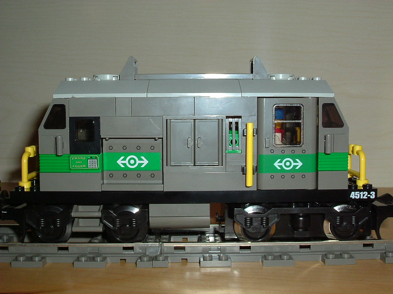 2005_0828image0014.jpg