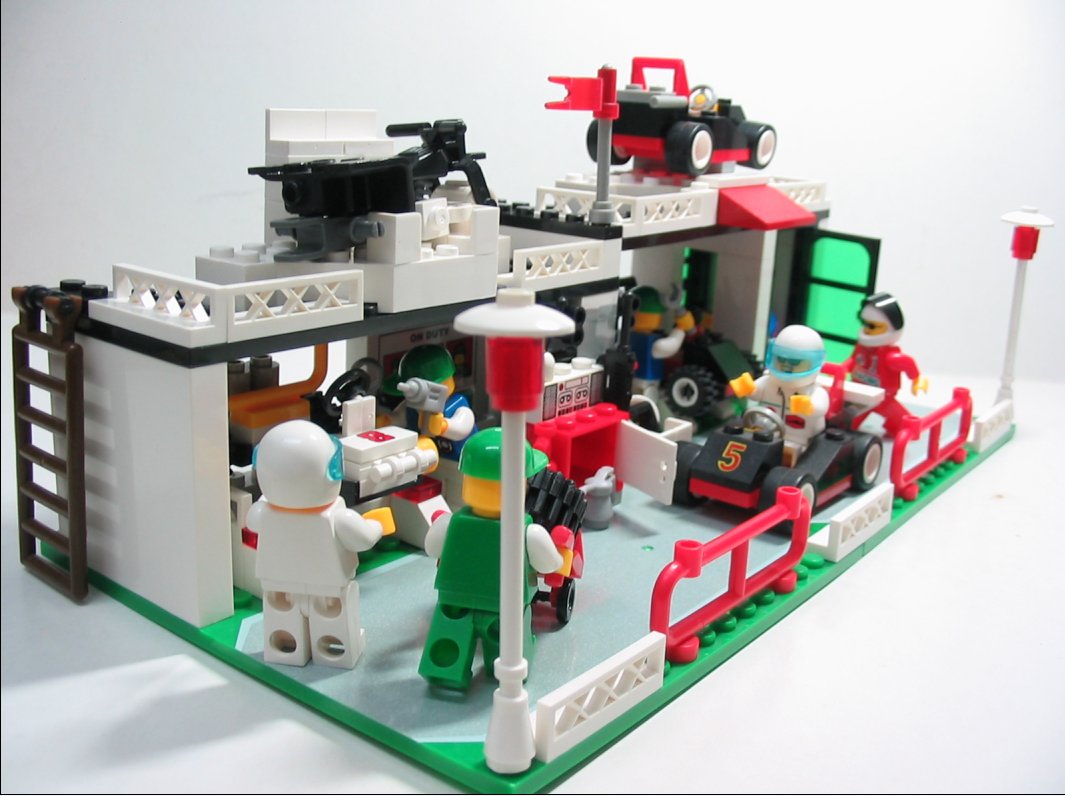 mini_racers_garage25.jpg