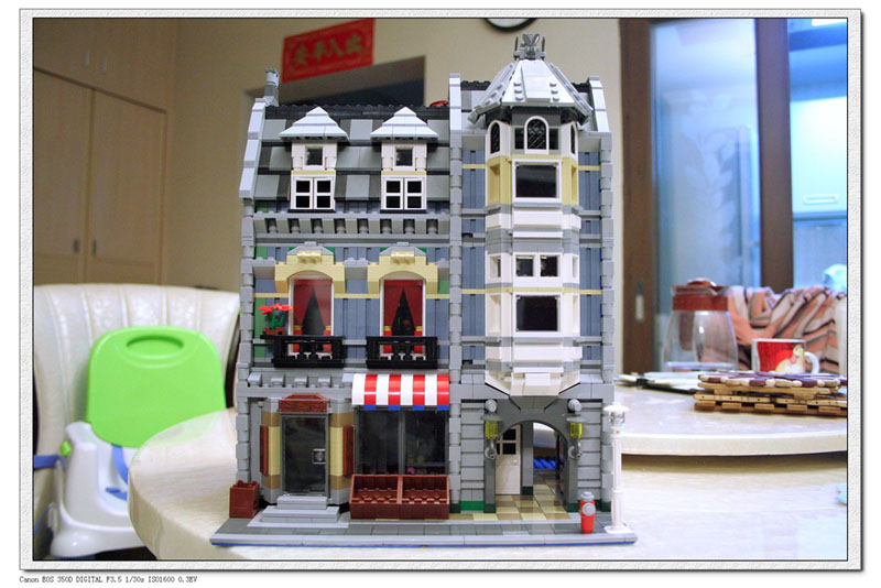 img_7300.moc.1.jpg