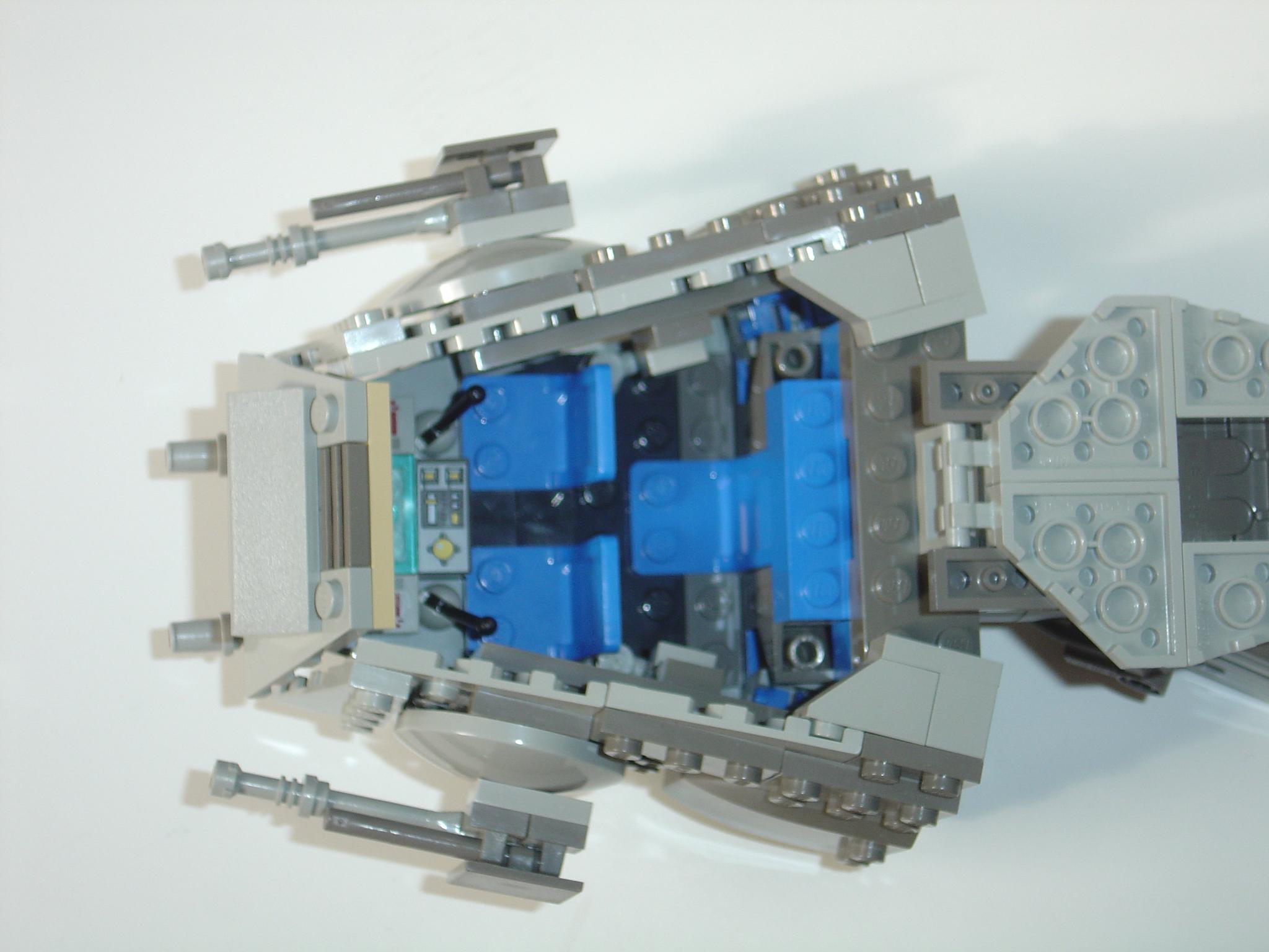at-at_open_head_top.jpg
