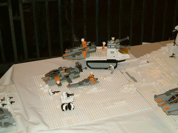 lg2003-32.gif