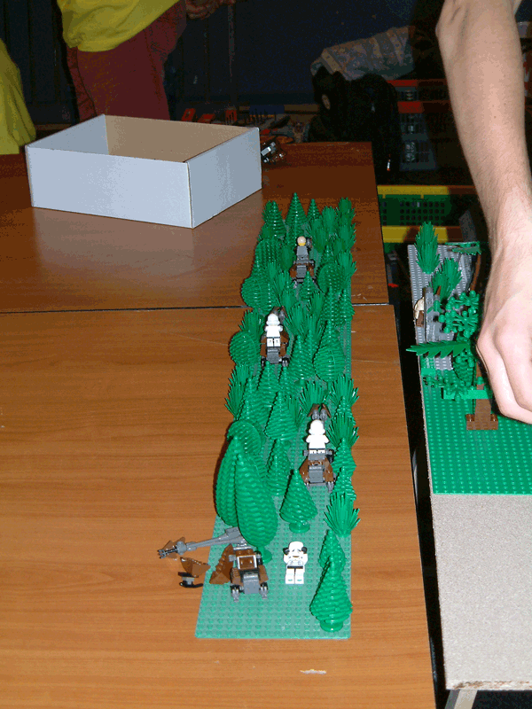 lg2003-35.gif
