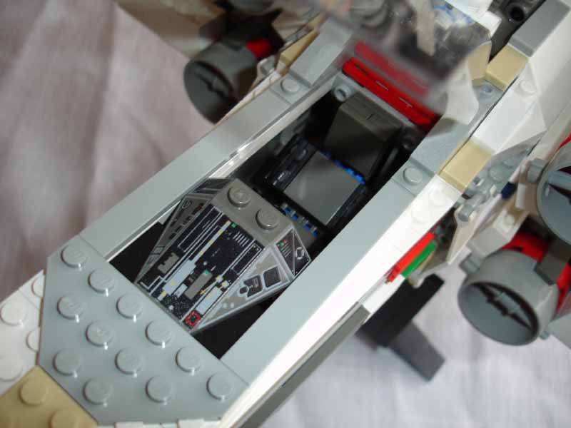 7191_cockpit.jpg