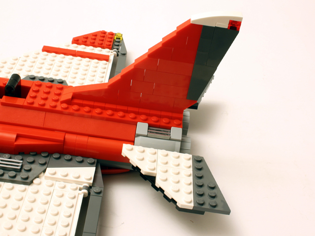 5892_1_tail_640.jpg