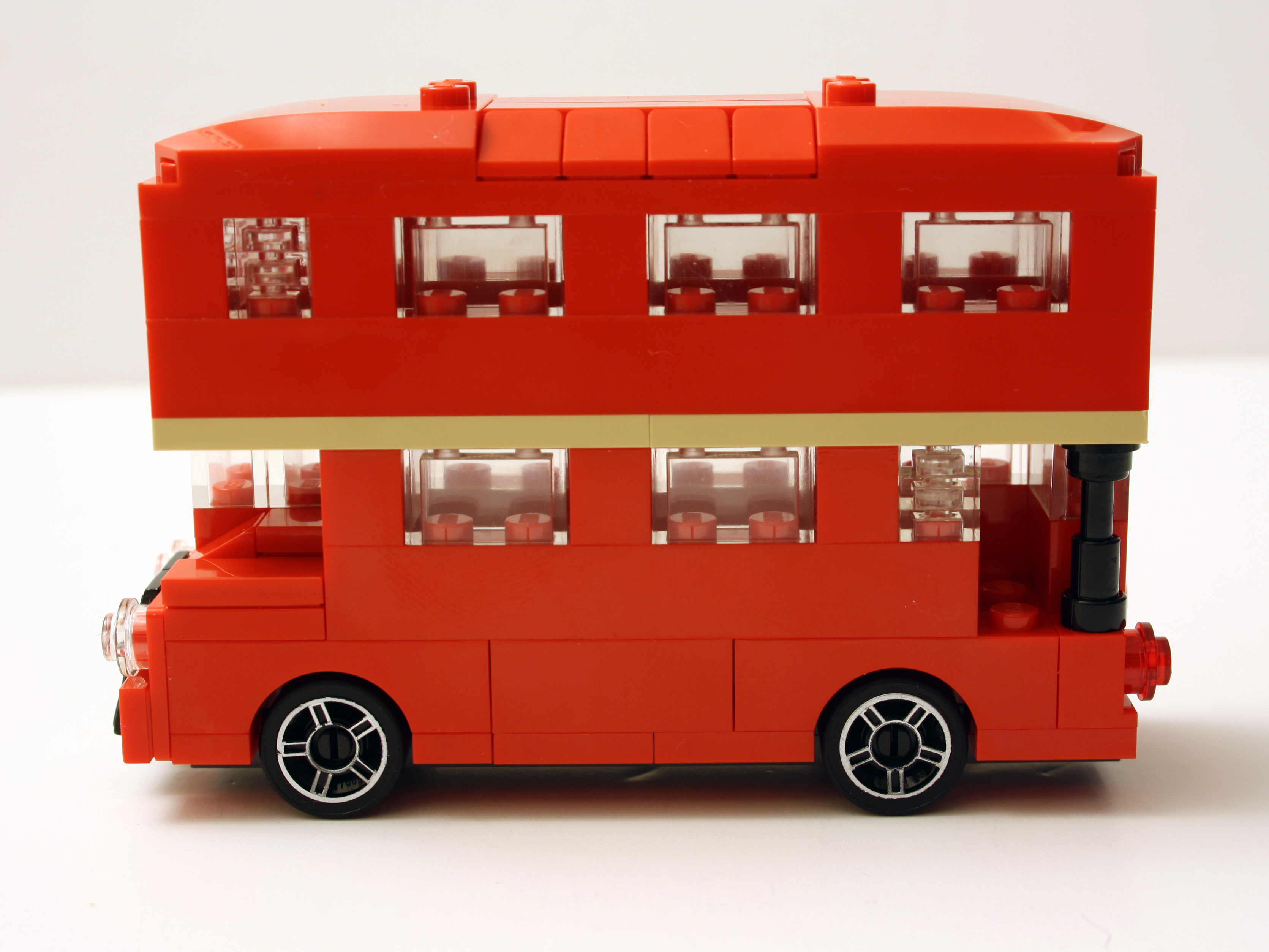 bus_viewnearside.jpg