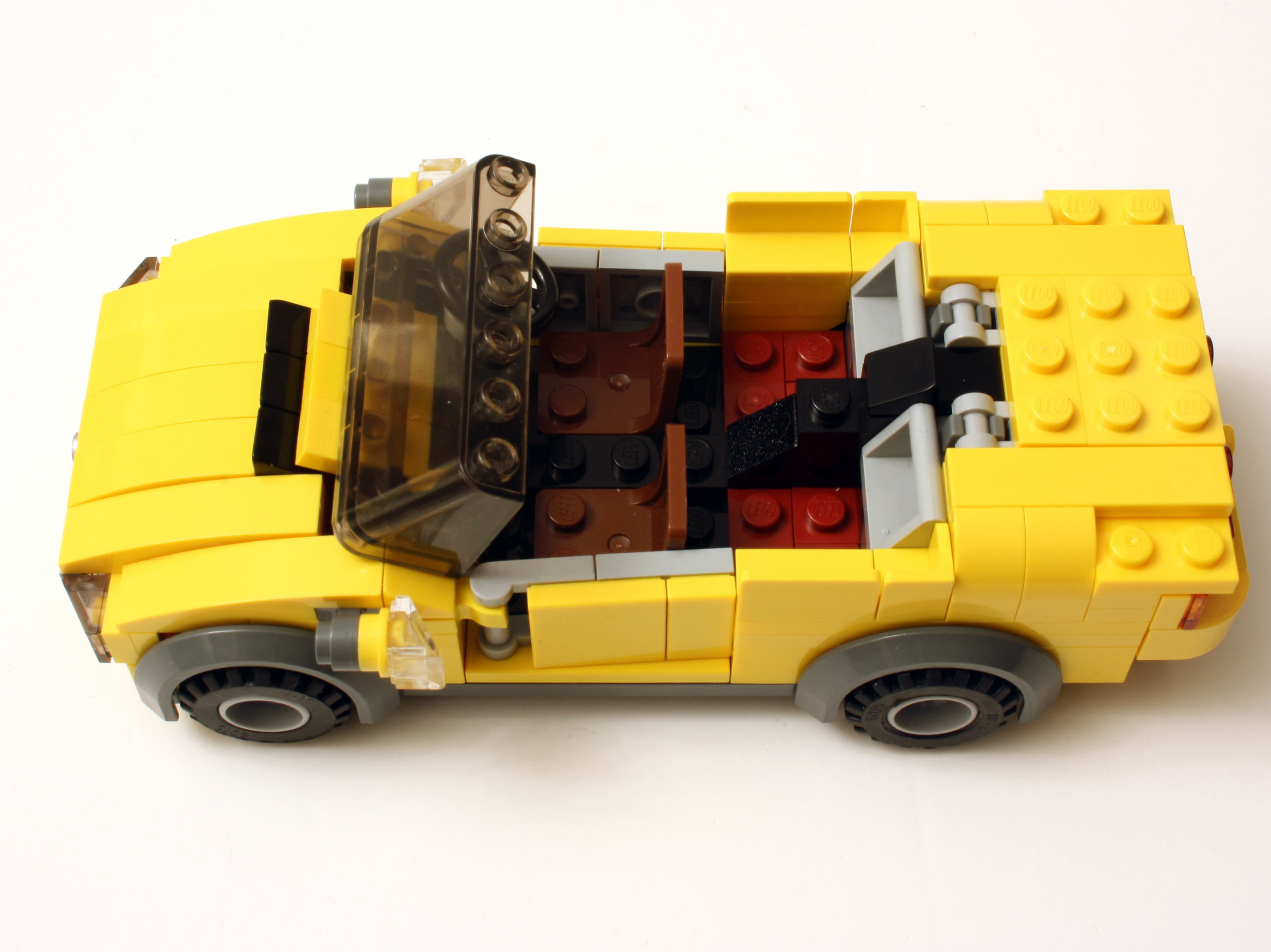 yellowcar_emptysidehigh.jpg