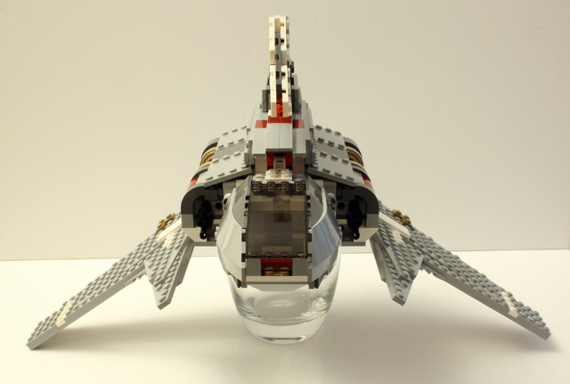 8096_complete_frontflying_640.jpg