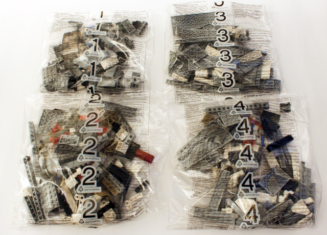 8096_contents_bags_640.jpg