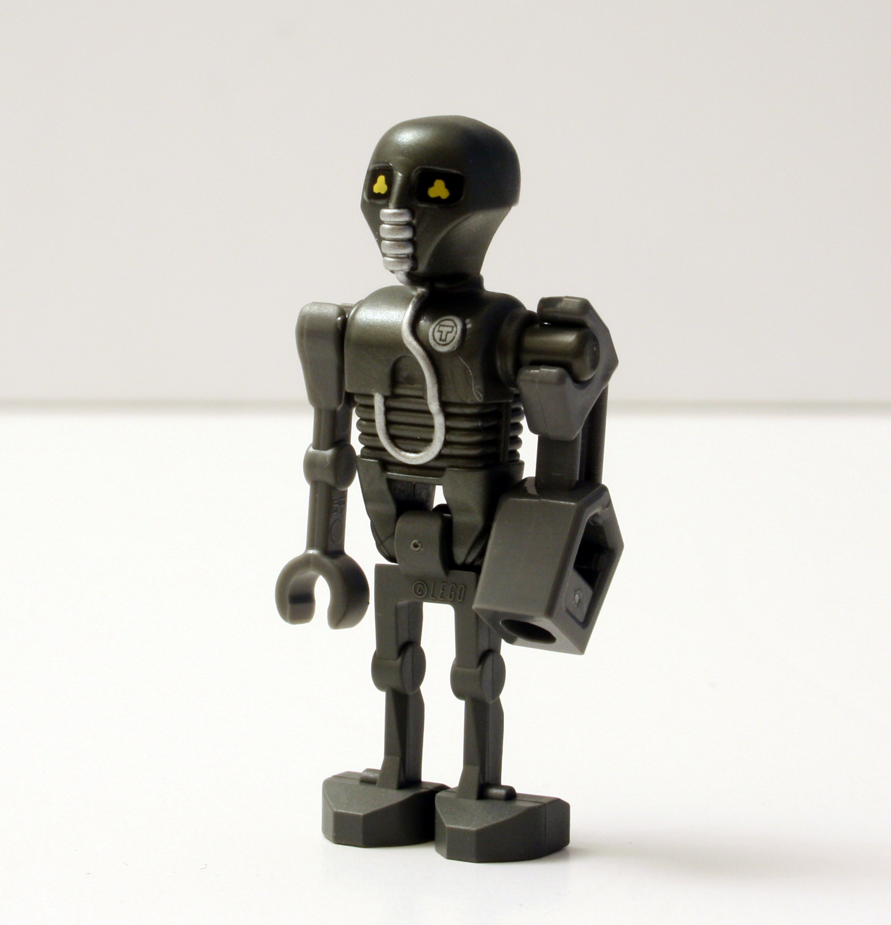 8096_figs_medibot.jpg