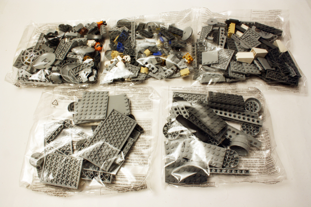 8129_contents_bags_640.jpg