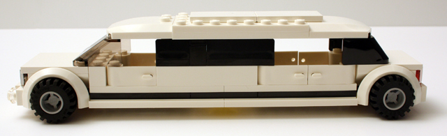 3222_car_side_640.jpg