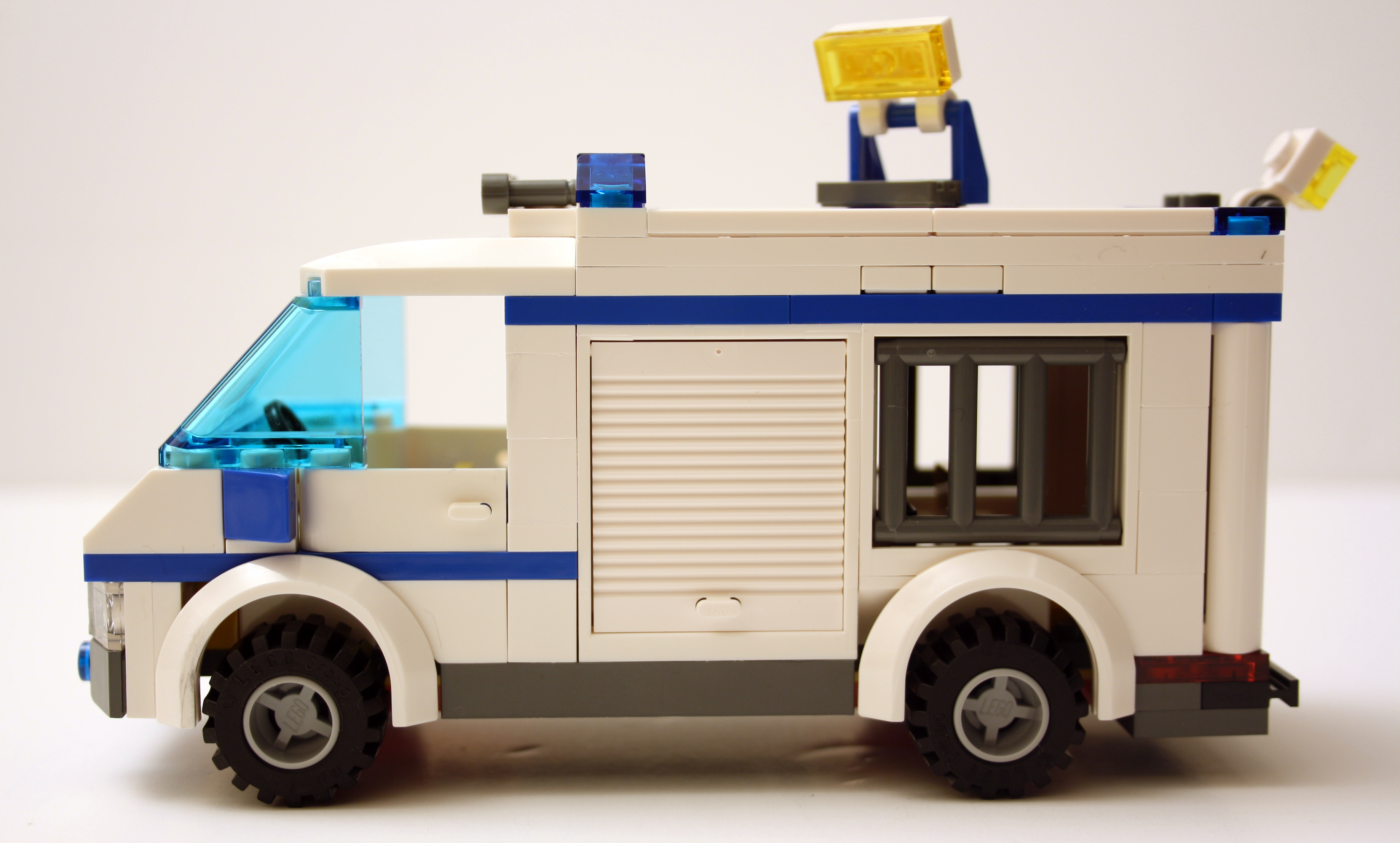 7286_model_side.jpg