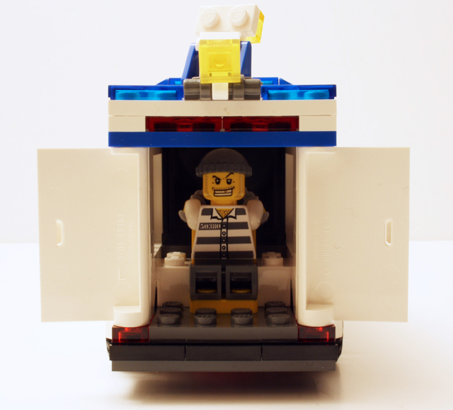 7286_modelinside_back_640.jpg