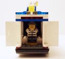 7286_modelinside_back_640.jpg
