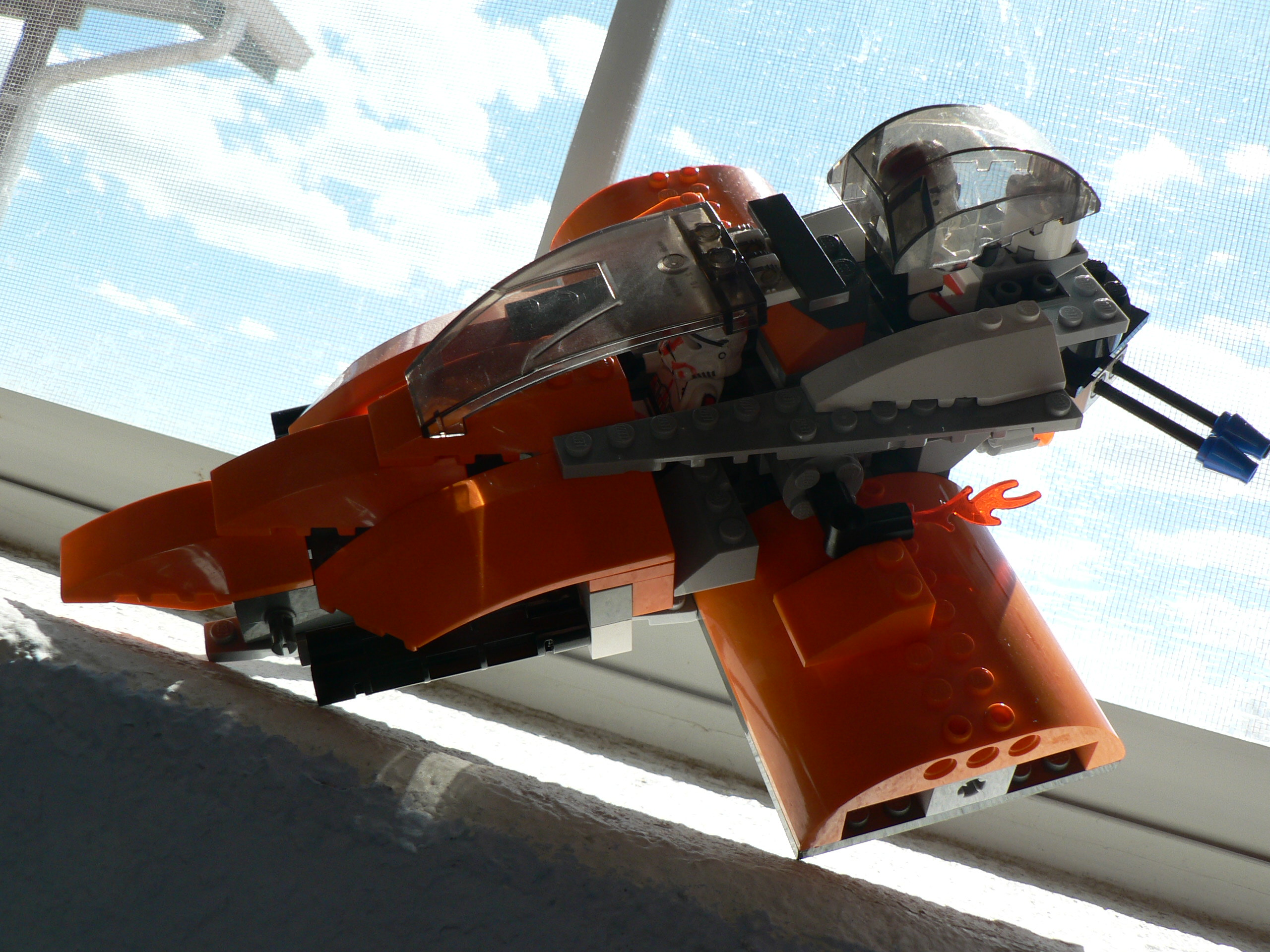 clone_orange_star_fighter_001.jpg