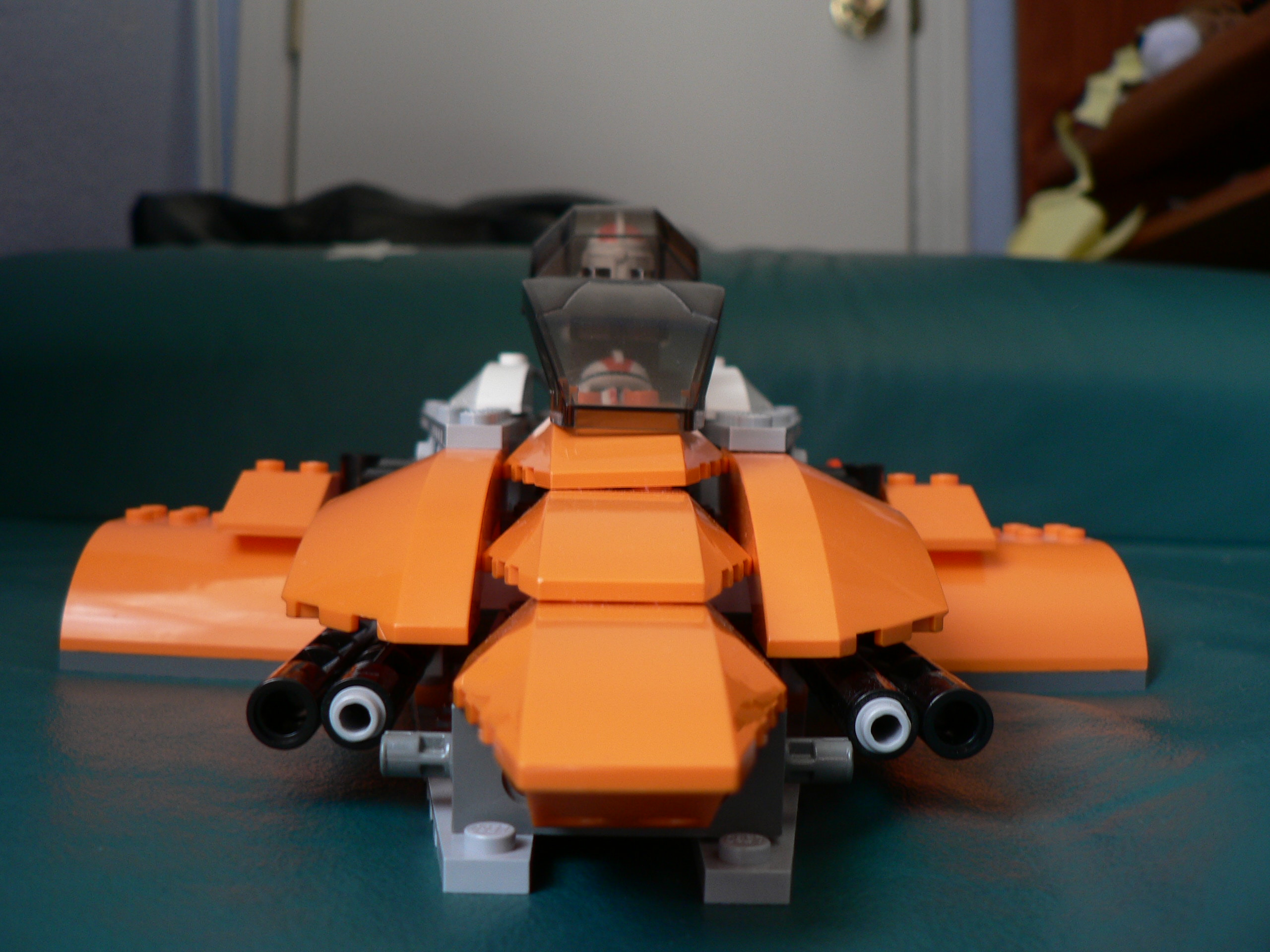clone_orange_star_fighter_003.jpg