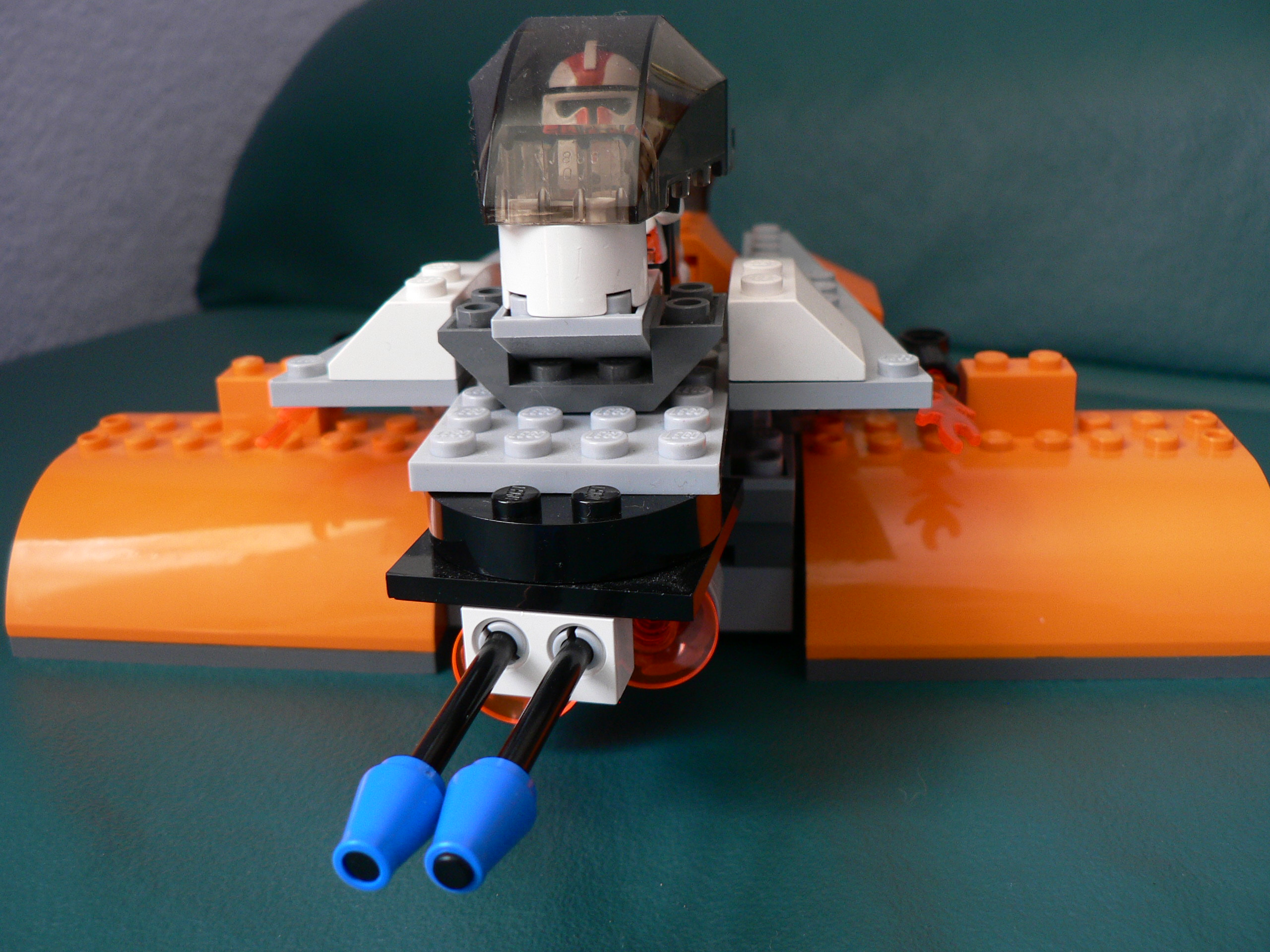 clone_orange_star_fighter_010.jpg